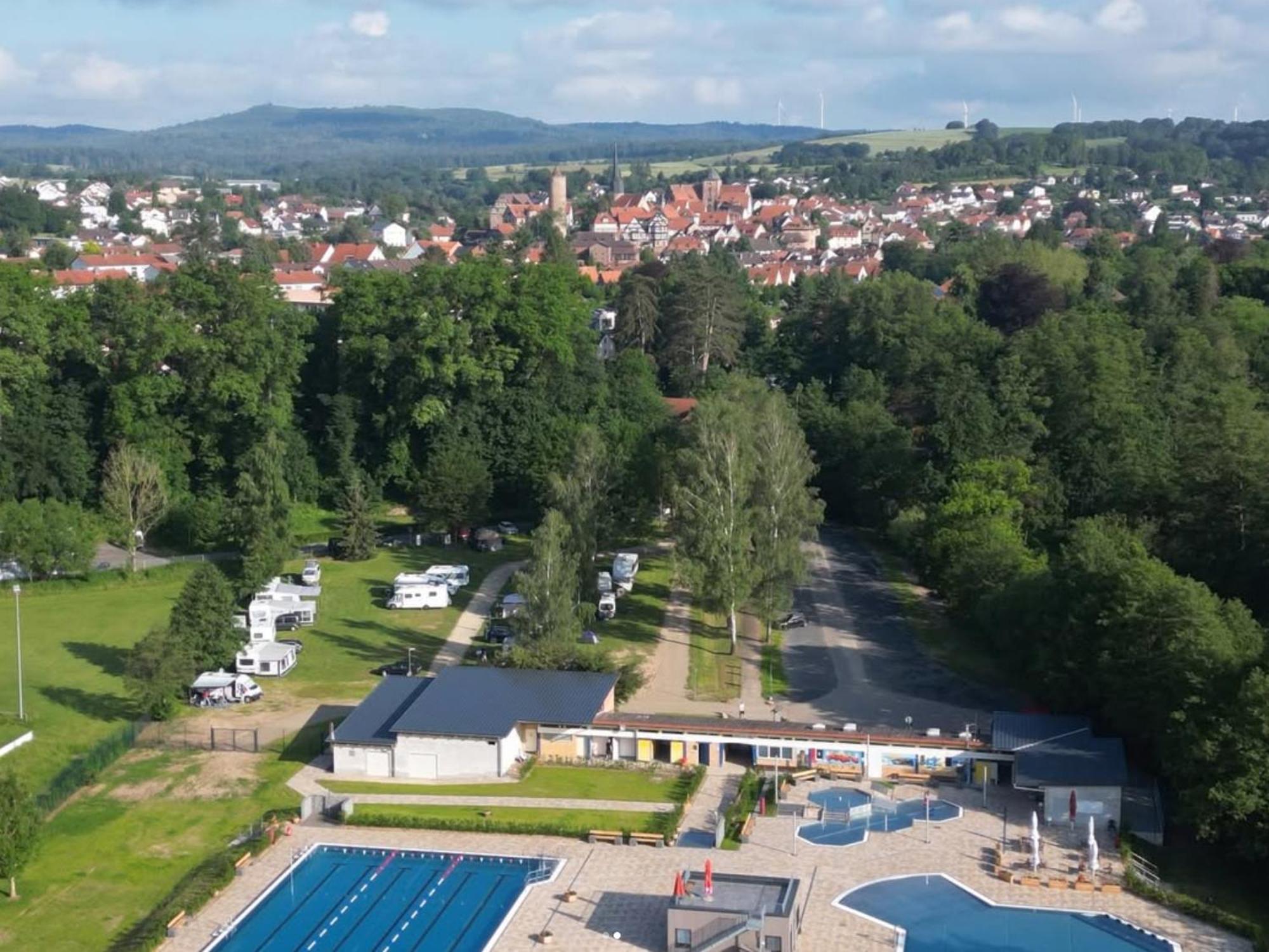 Graefin Amalia - Elegantes Apartment In Der Historischen Hinterburg In Schlitz, 2 Schlafzimmer, Mit Garten, Nahe Fulda Und Bad Hersfeld Esterno foto